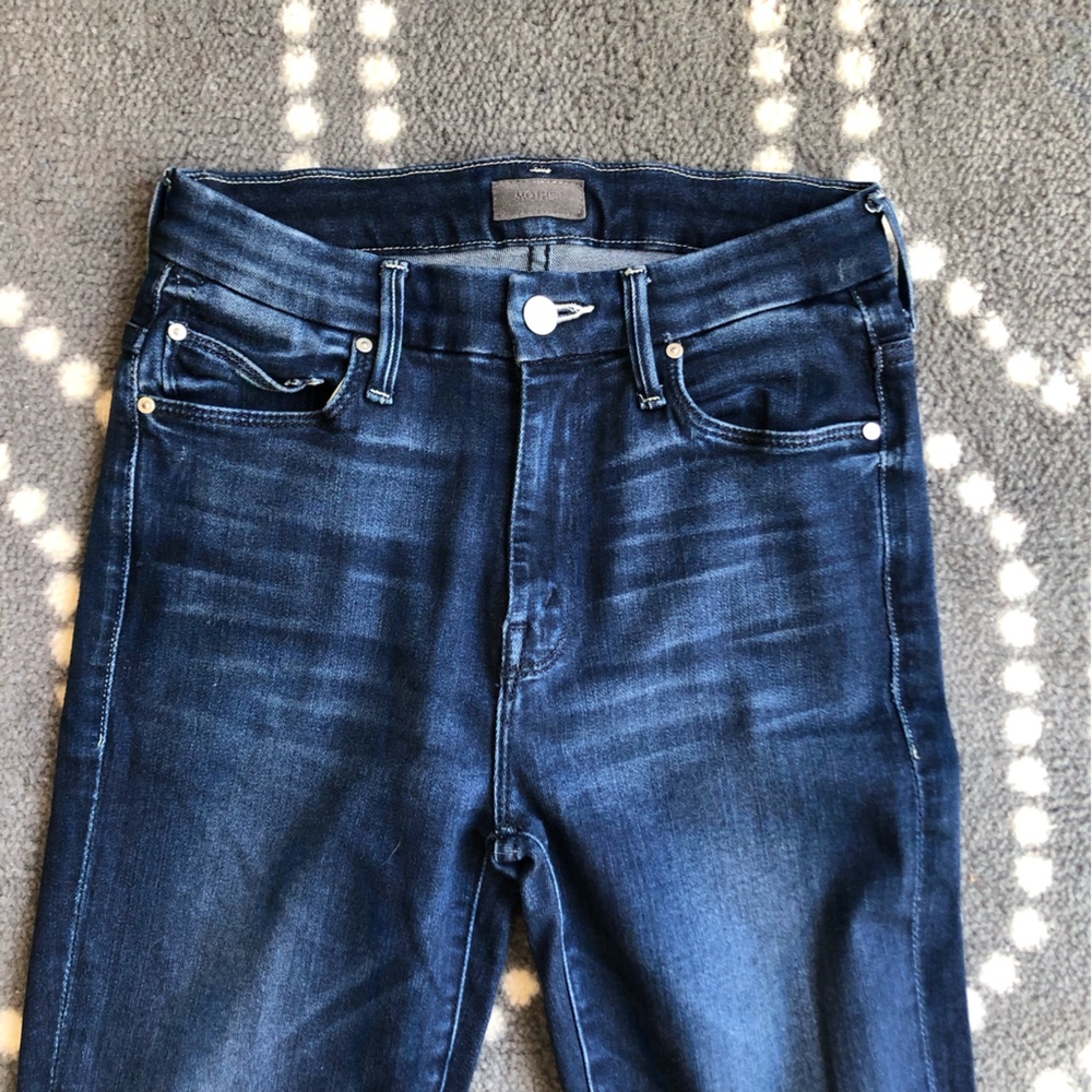 (Mother) High Waisted Looker Ankle Fray